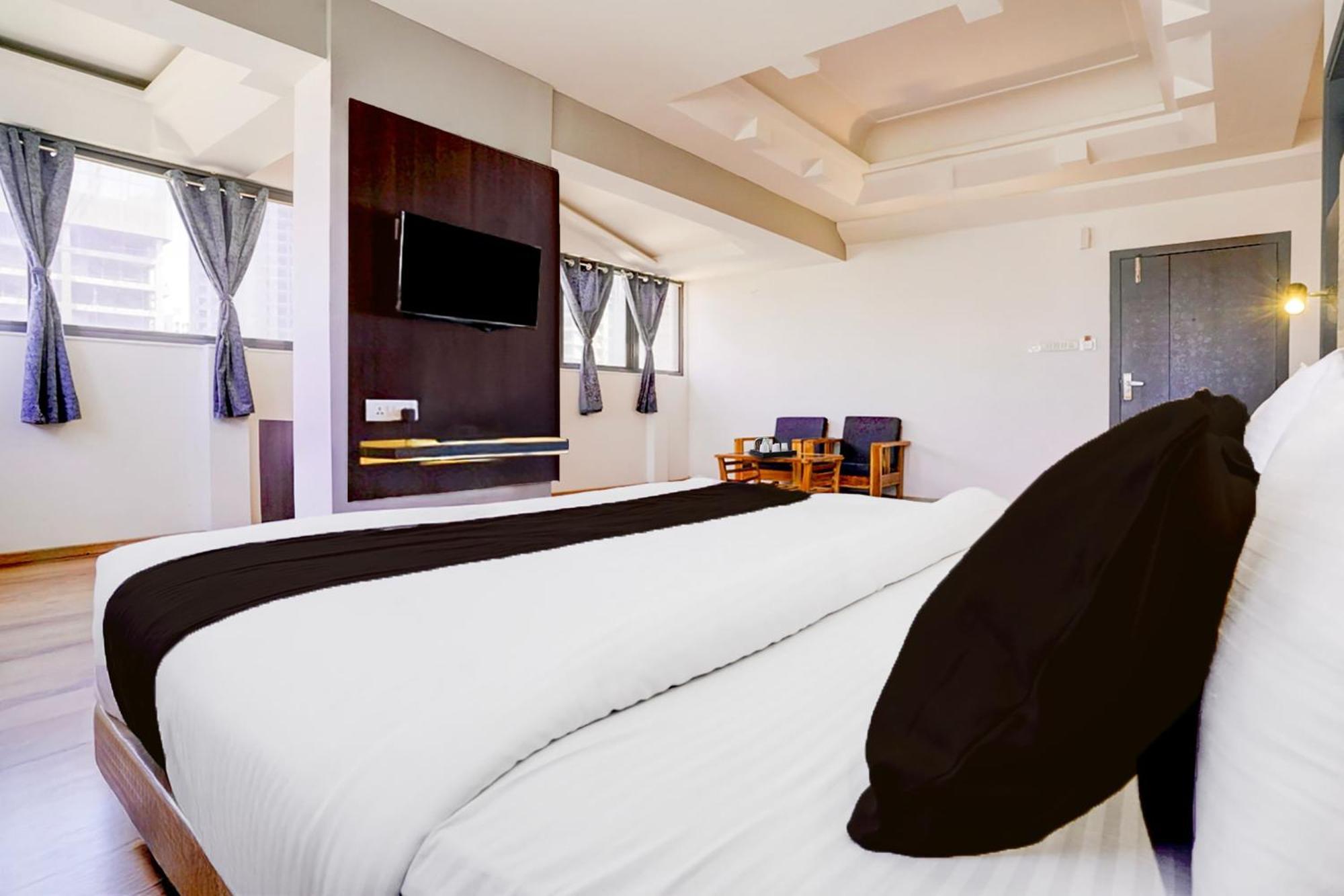 Super Townhouse Bombay Exhibition Centre Goregaon المظهر الخارجي الصورة