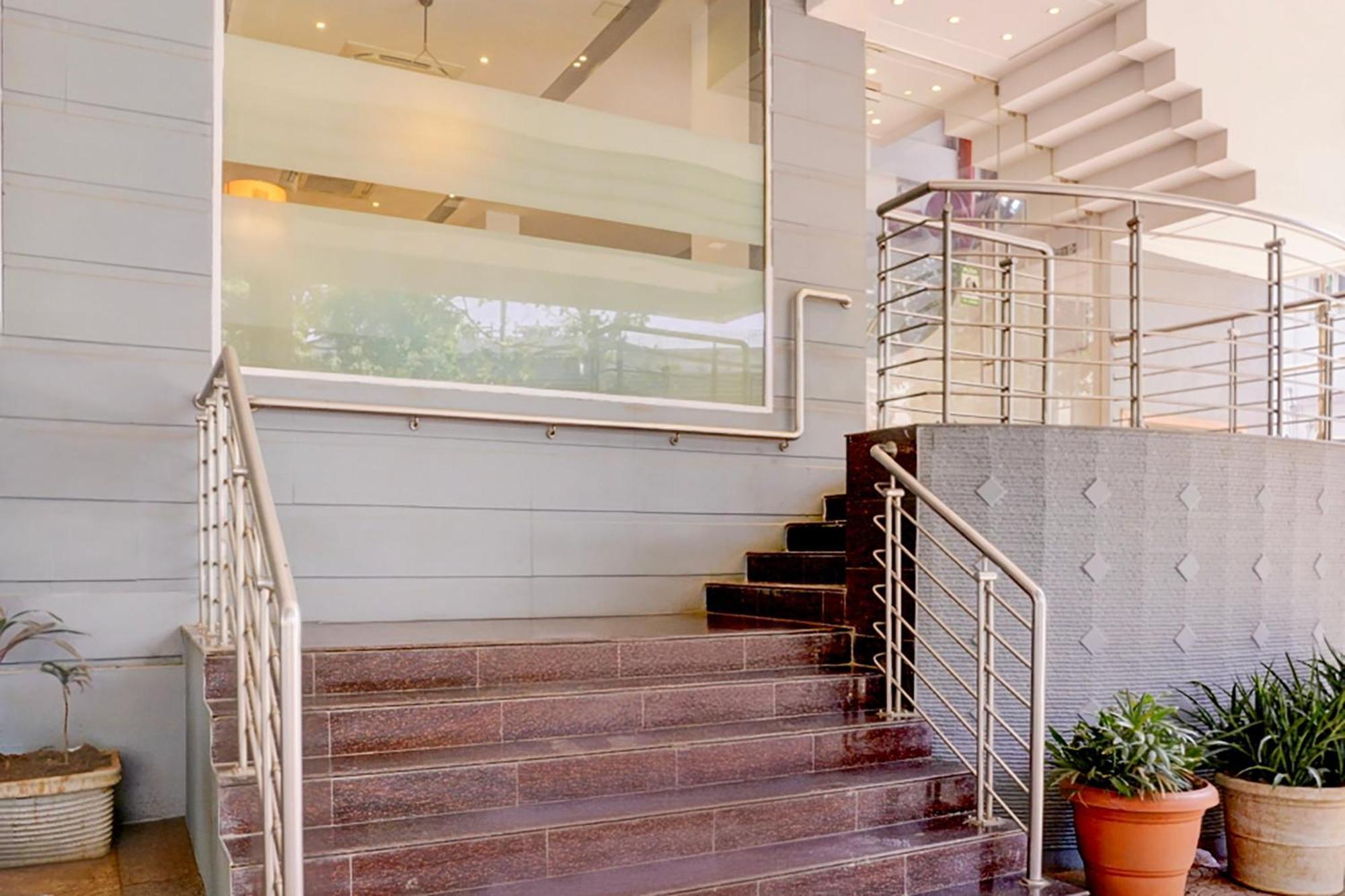 Super Townhouse Bombay Exhibition Centre Goregaon المظهر الخارجي الصورة