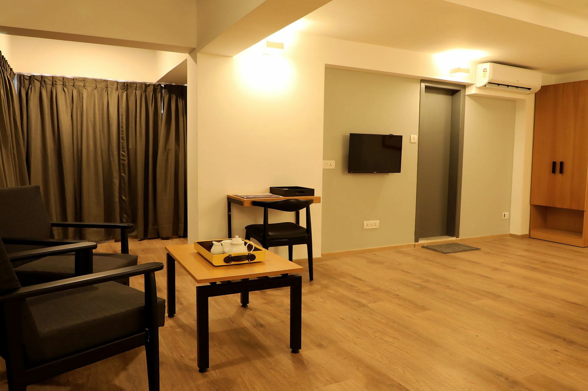 Super Townhouse Bombay Exhibition Centre Goregaon المظهر الخارجي الصورة